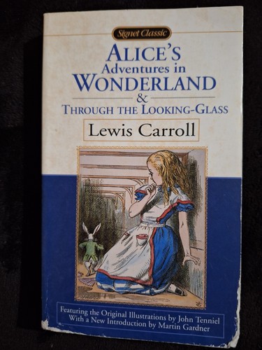 Book alice adventure in - book~alice's,